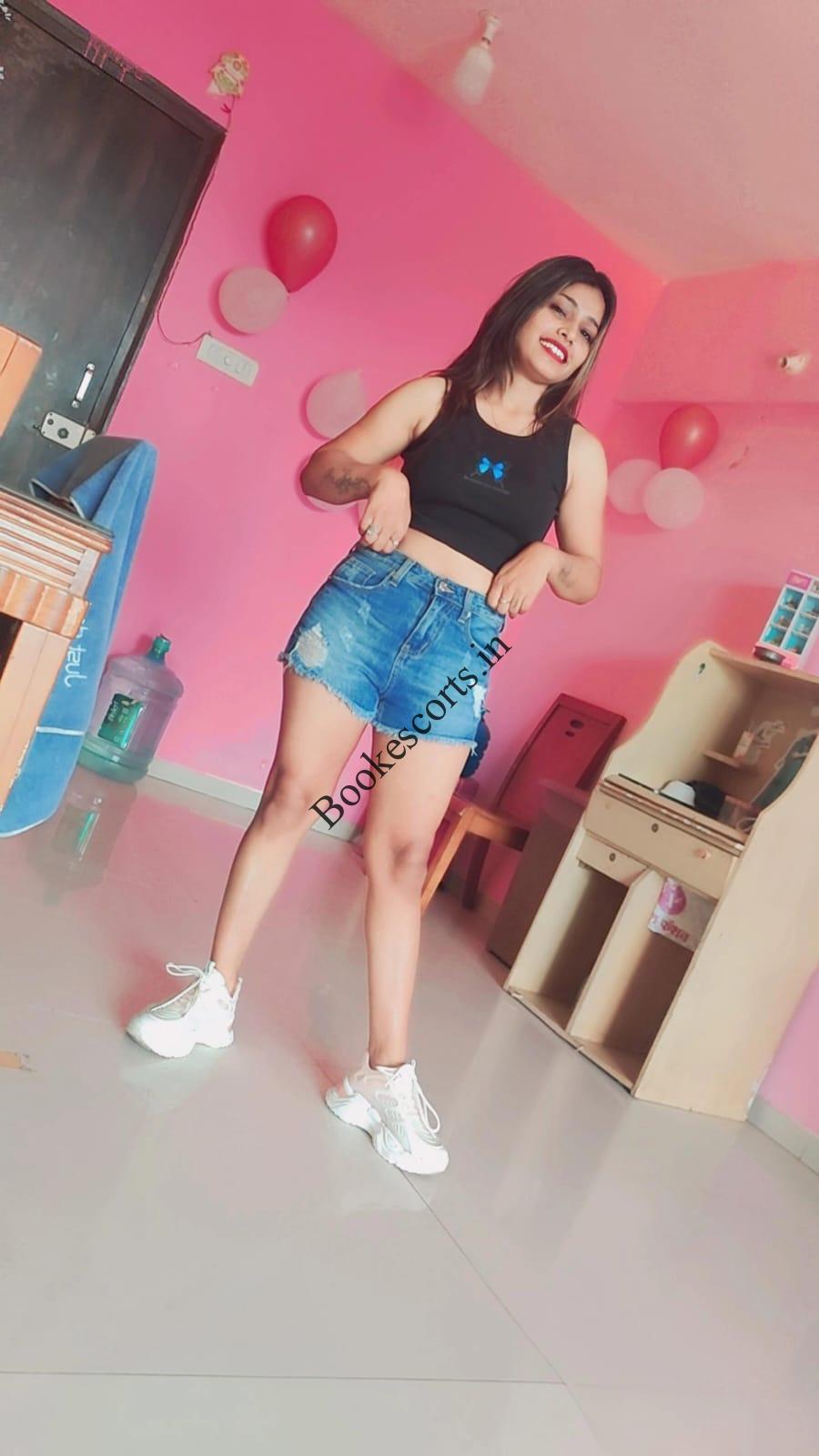 Domjur Call girl escort *8302898207* Call me punam call girls 24*7hour available